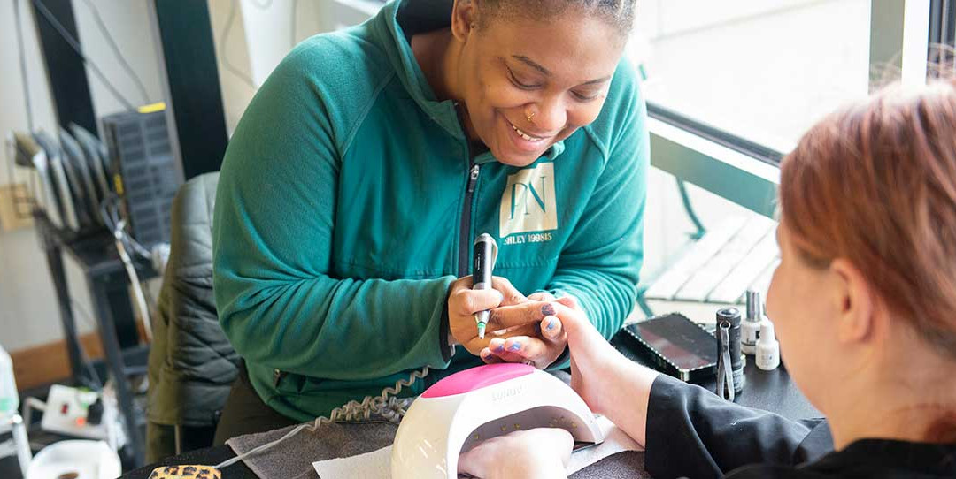 Janie’s House youth receive a spa day from ‘She’s a Victor’ at Texture Studios