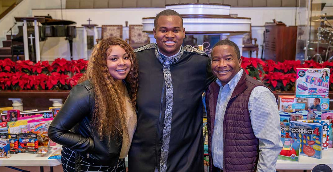Teenager brings joy to youth, families for Holiday Heroes campaign
